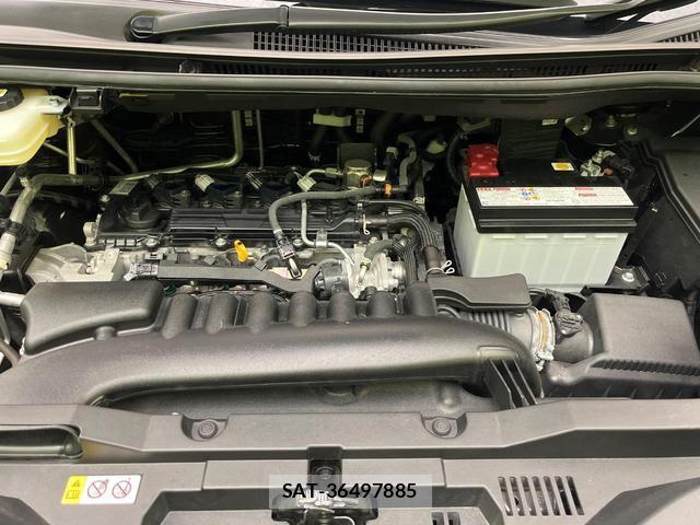 Toyota VOXY 2023-09 8875632-17