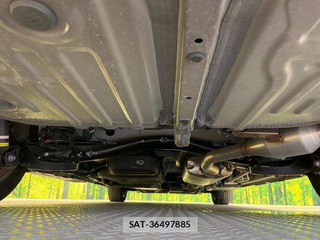 Toyota VOXY 2023-09 8875632-18