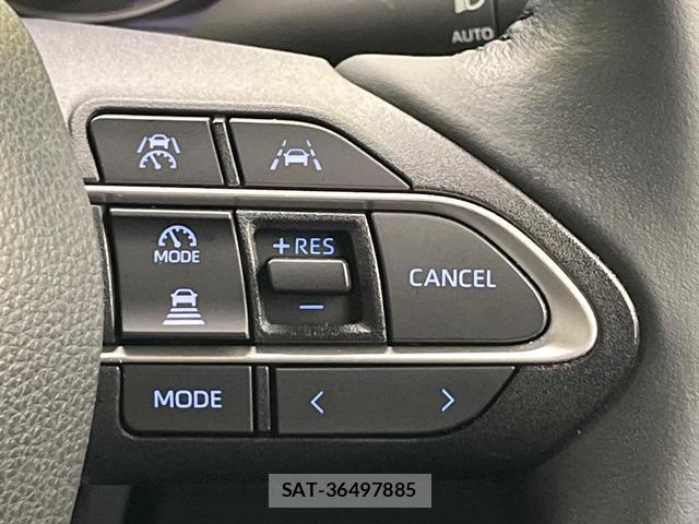 Toyota VOXY 2023-09 8875632-6