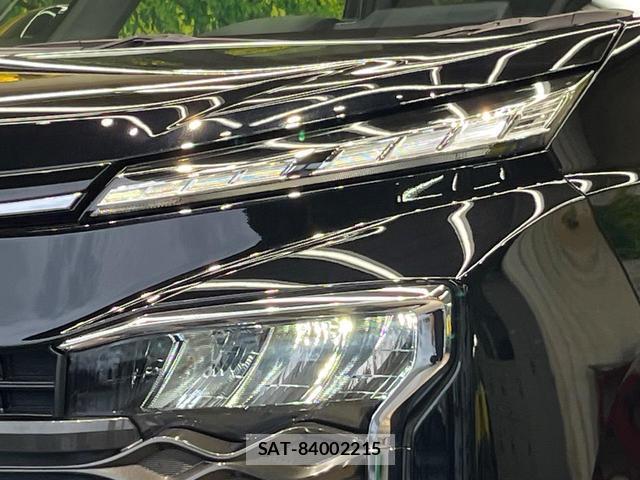 Toyota VOXY 2023-09 8875675-12