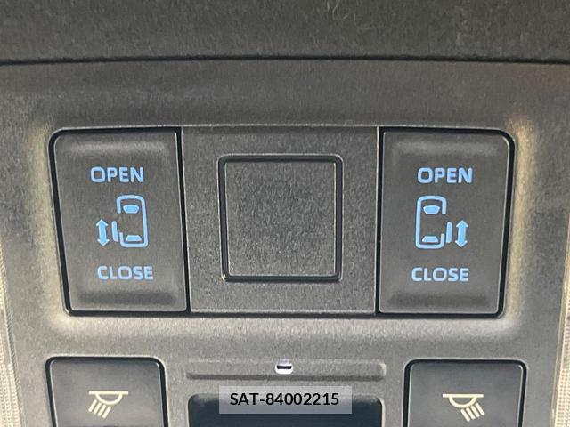 Toyota VOXY 2023-09 8875675-5