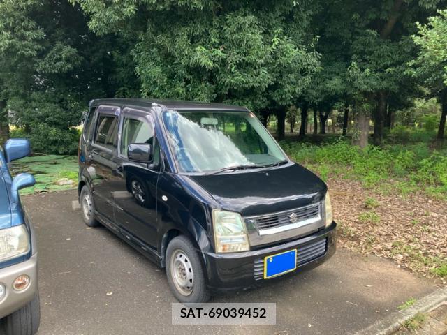 Suzuki WAGON R 2005-04 8872590-1