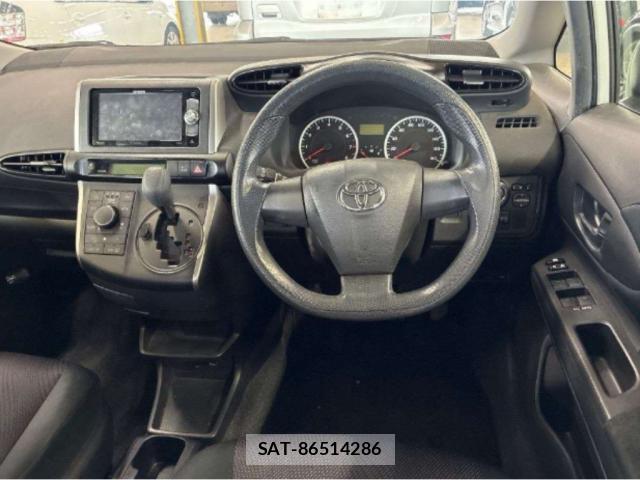 Toyota WISH 2015-10 8875258-2