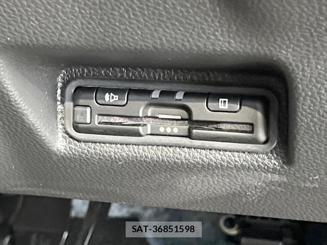 Honda WR-V 2025-05 8873603-6