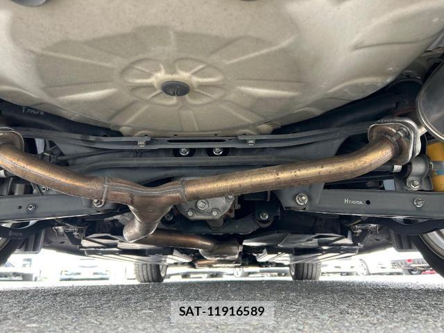 Subaru WRX S4 2017-09 8873189-18