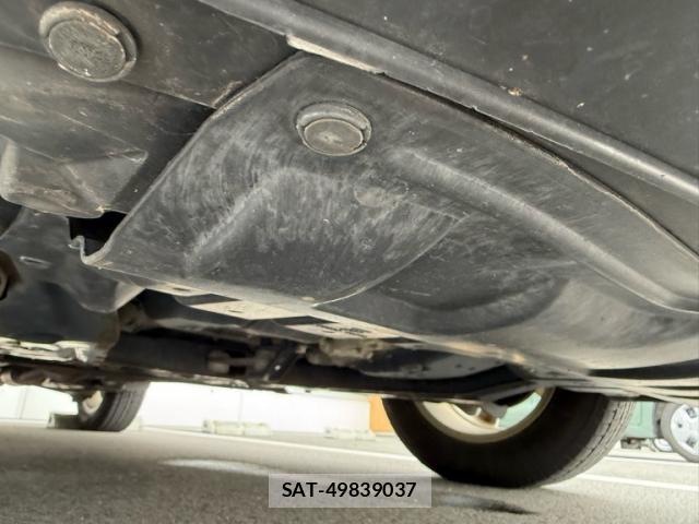 Nissan X-TRAIL 2015-11 8872676-12