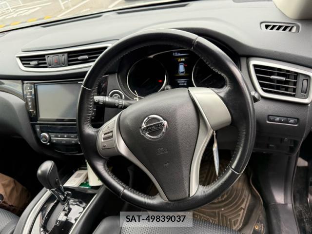 Nissan X-TRAIL 2015-11 8872676-6