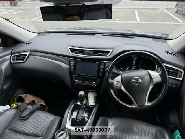 Nissan X-TRAIL 2015-11 8872676-7