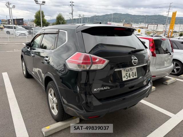 Nissan X-TRAIL 2015-11 8872676-9