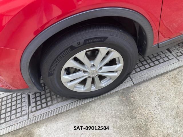 Nissan X-TRAIL 2013-12 8873299-1