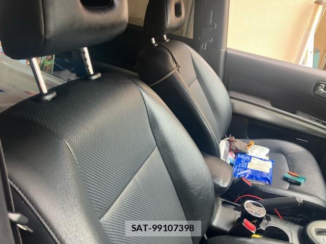 Nissan X-TRAIL 2011-01 8873363-11