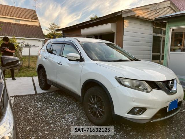 Nissan X-TRAIL 2014-09 8873375-2