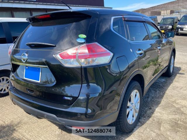 Nissan X-TRAIL 2014-03 8873557-1