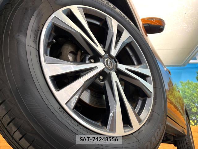 Nissan X-TRAIL 2018-04 8873720-12