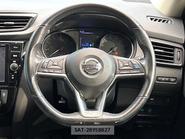 Nissan X-TRAIL 2018-01 8873726-10
