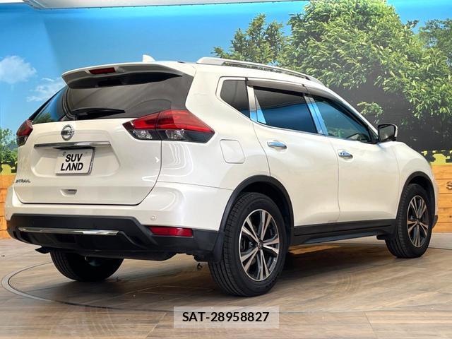 Nissan X-TRAIL 2018-01 8873726-16