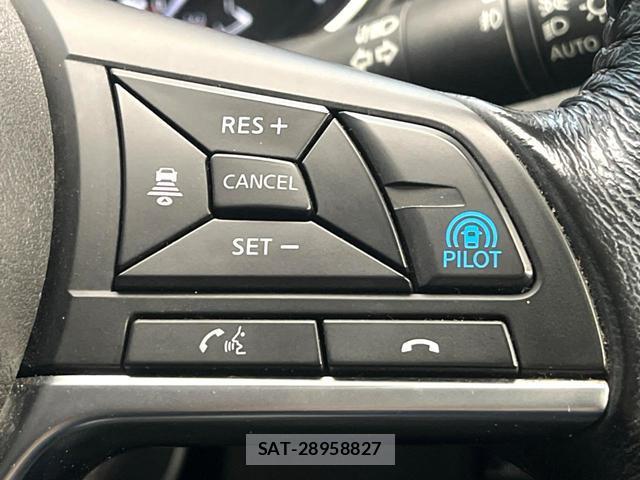 Nissan X-TRAIL 2018-01 8873726-4