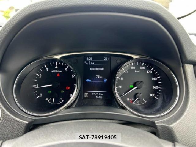 Nissan X-TRAIL 2014-03 8873751-18