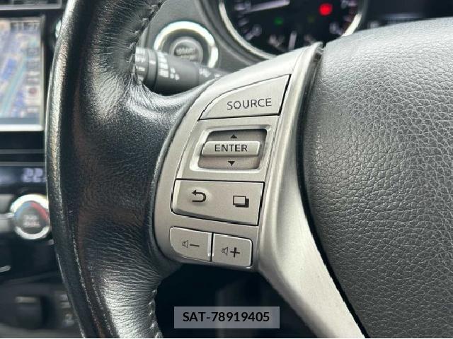 Nissan X-TRAIL 2014-03 8873751-8