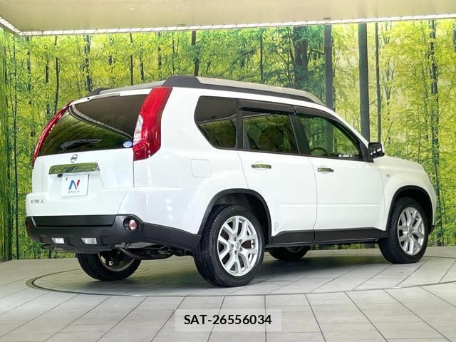 Nissan X-TRAIL 2013-05 8874013-16
