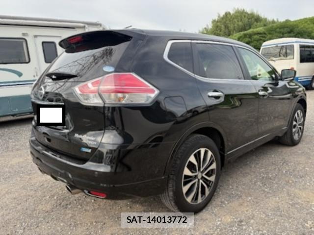Nissan X-TRAIL 2016-03 8874136-17