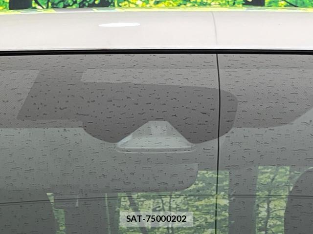 Nissan X-TRAIL 2014-03 8874632-4
