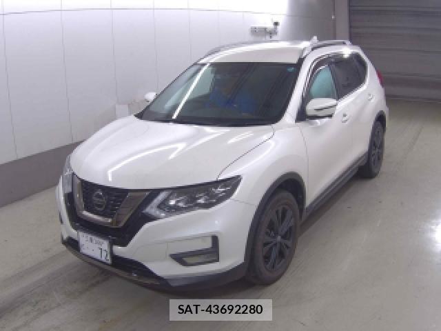 Nissan X-TRAIL 2022-01 8874890-3