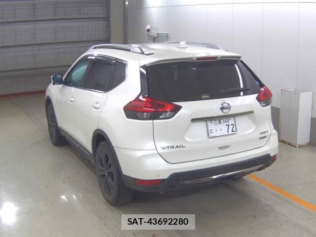 Nissan X-TRAIL 2022-01 8874890-4