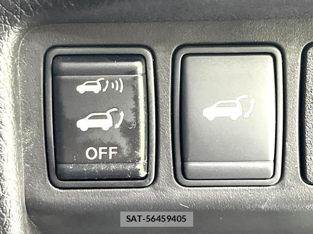 Nissan X-TRAIL 2016-03 8875180-12