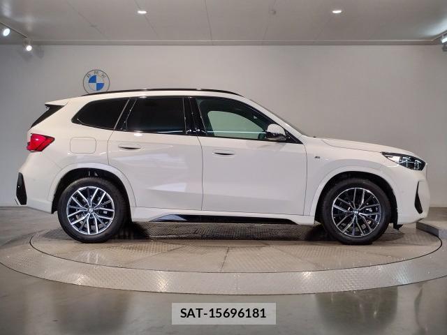 Bmw X1 2023-10 8873574-7