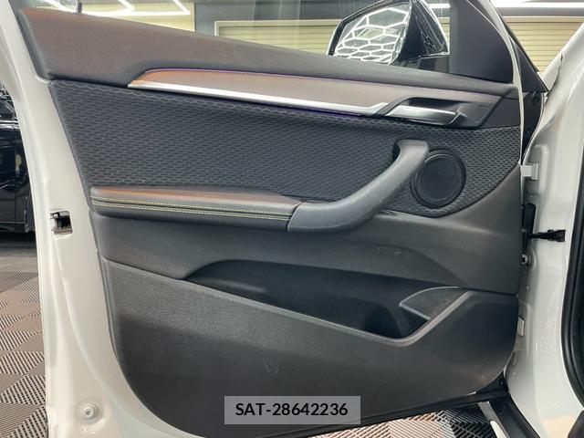 Bmw X2 2018-01 8875550-12