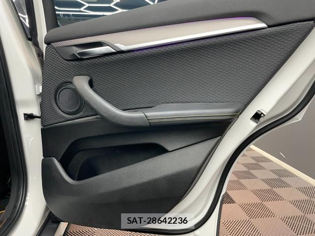 Bmw X2 2018-01 8875550-14