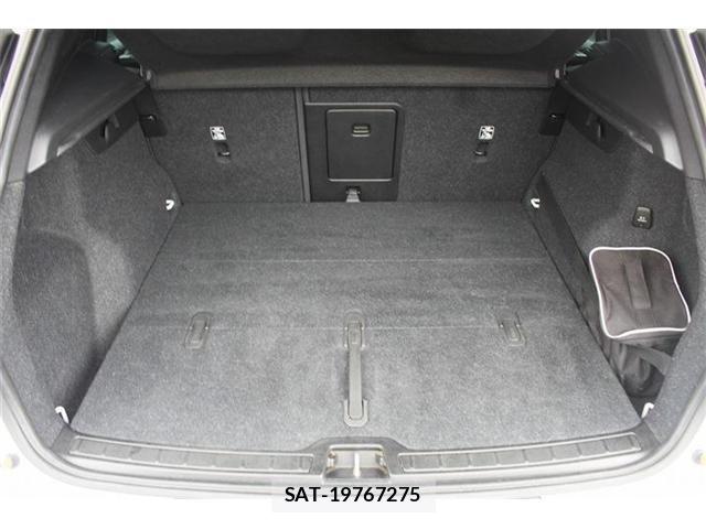 Volvo XC40 2020-10 8874574-16