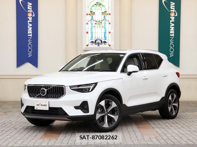 Volvo XC40 2025-09 8875043-0