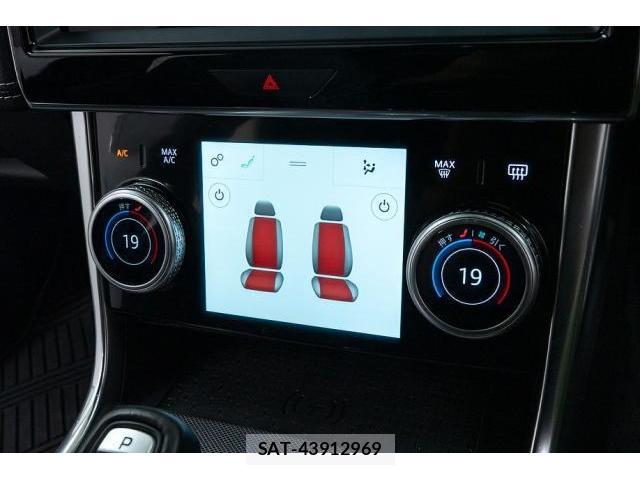 Jaguar XE 2019-12 8874327-18