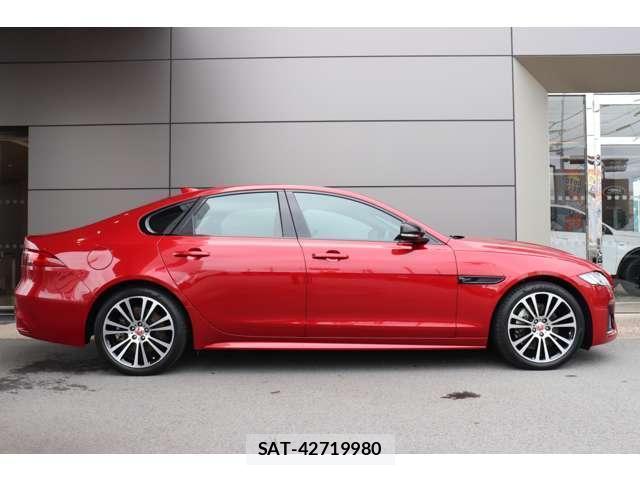 Jaguar XF 2023 8872607-2