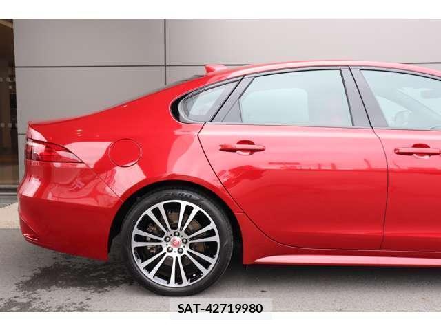 Jaguar XF 2023 8872607-3