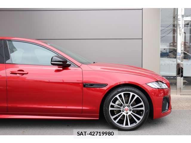 Jaguar XF 2023 8872607-4