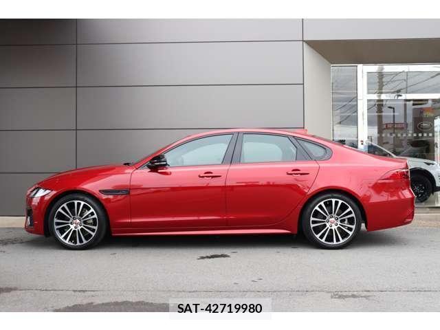 Jaguar XF 2023 8872607-6