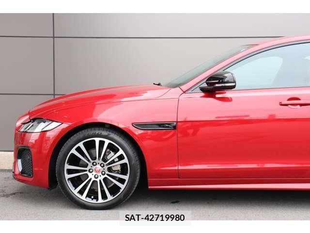 Jaguar XF 2023 8872607-7