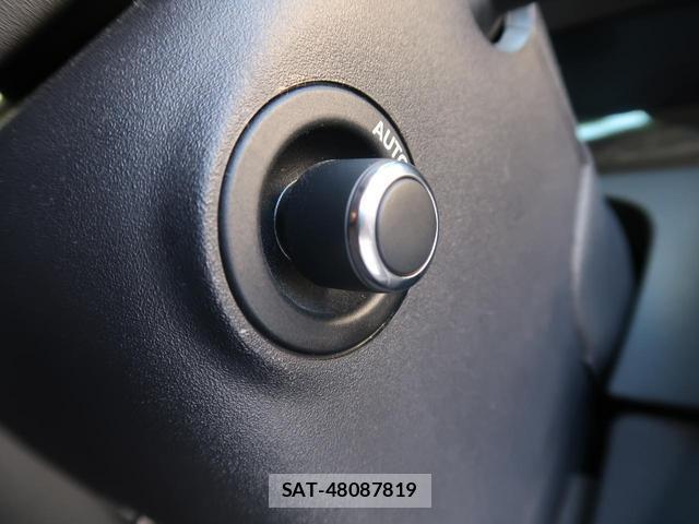 Jaguar XF 2016-02 8873089-11