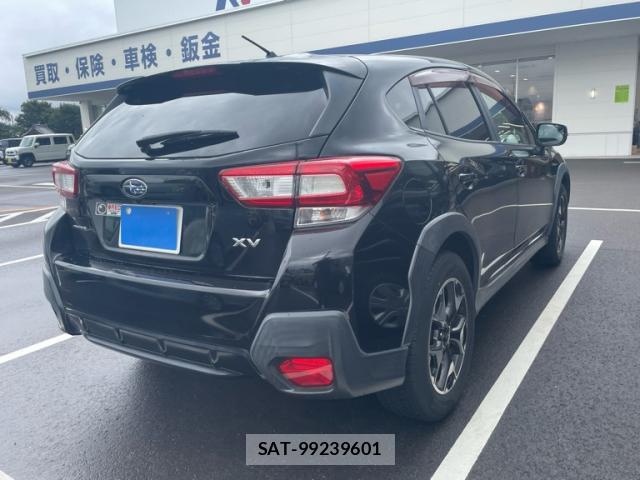 Subaru XV 2017-12 8873364-13