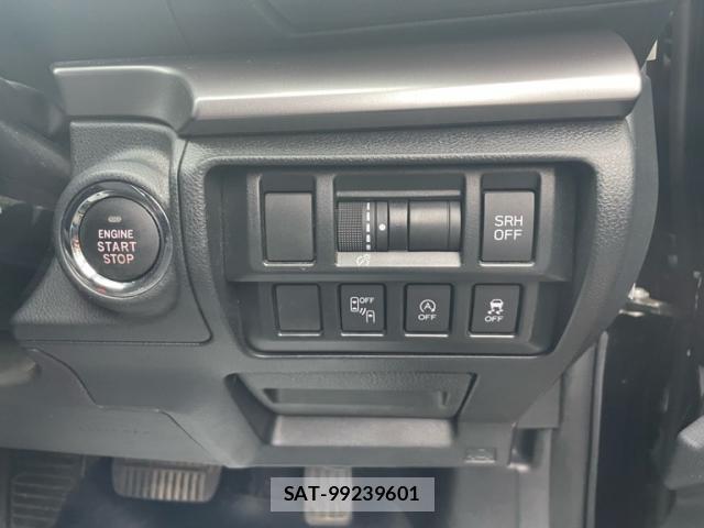 Subaru XV 2017-12 8873364-15