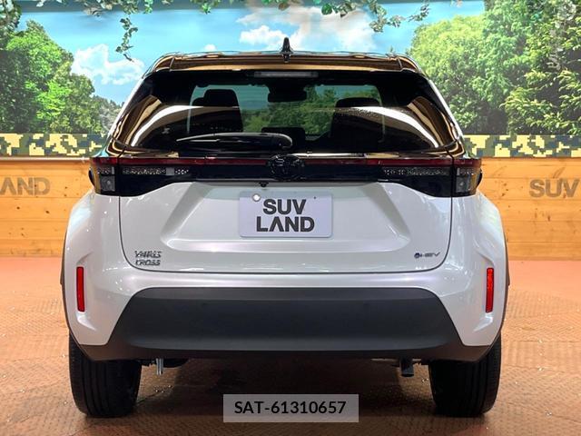 Toyota YARIS CROSS 2025-08 8873225-16