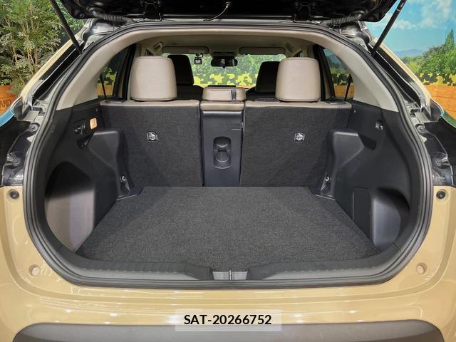 Toyota YARIS CROSS 2025-02 8873339-11