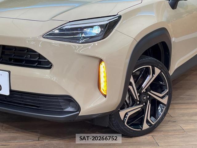 Toyota YARIS CROSS 2025-02 8873339-12