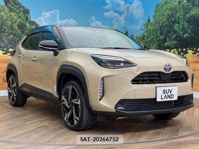 Toyota YARIS CROSS 2025-02 8873339-16