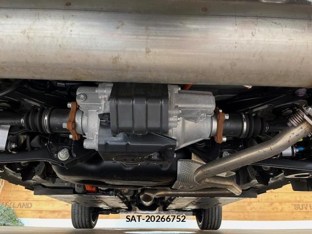 Toyota YARIS CROSS 2025-02 8873339-19