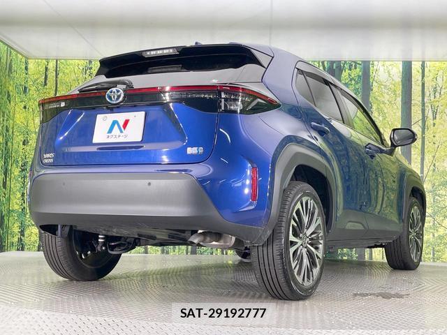 Toyota YARIS CROSS 2023-12 8873585-16