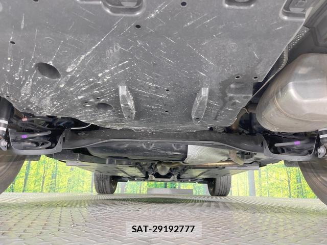Toyota YARIS CROSS 2023-12 8873585-18